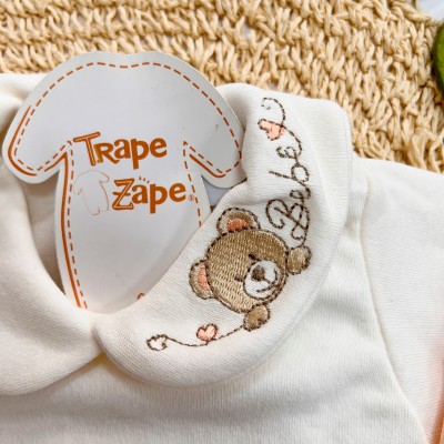  Conj. Body Manga Longa Gola Bordada Ursa Bebê e Calça Poá - Salmão e Off White